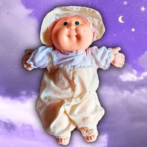 Adorable Vintage Cabbage Patch Kids Doll